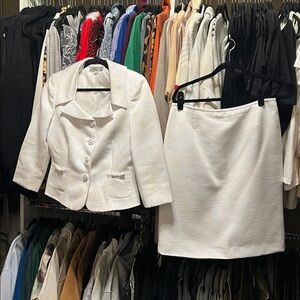 Tahari Ivory Blazer and Skirt Ensemble